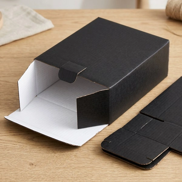 Custom Black Tuck Top Boxes